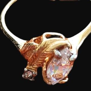 💍Cubic Zirconia Gold-Tone Ring Size 9.5